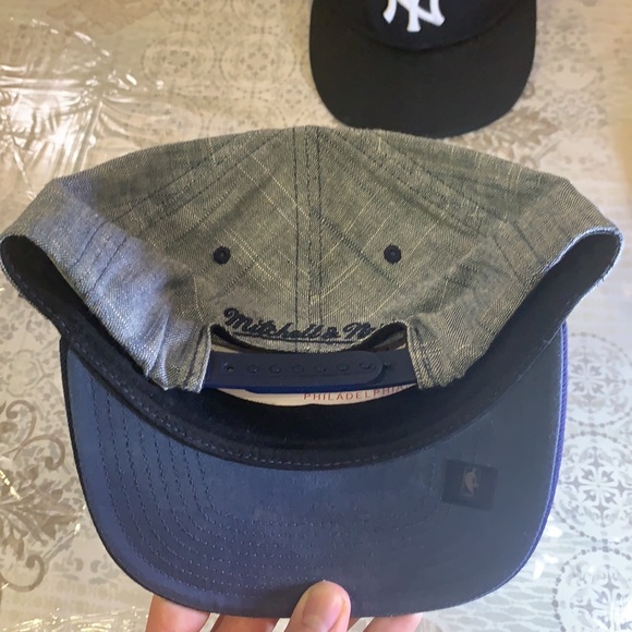 Mitchell & Ness NYK SnapBack - Picture 2 of 2
